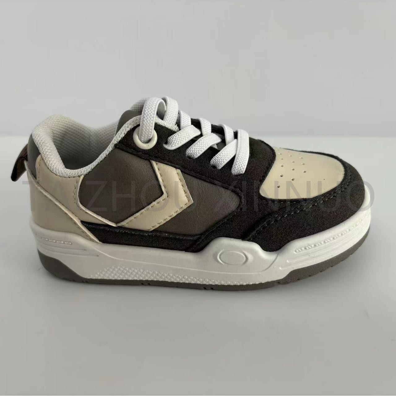 FASHION INLECTION KIDS SNEAKERS XN K38