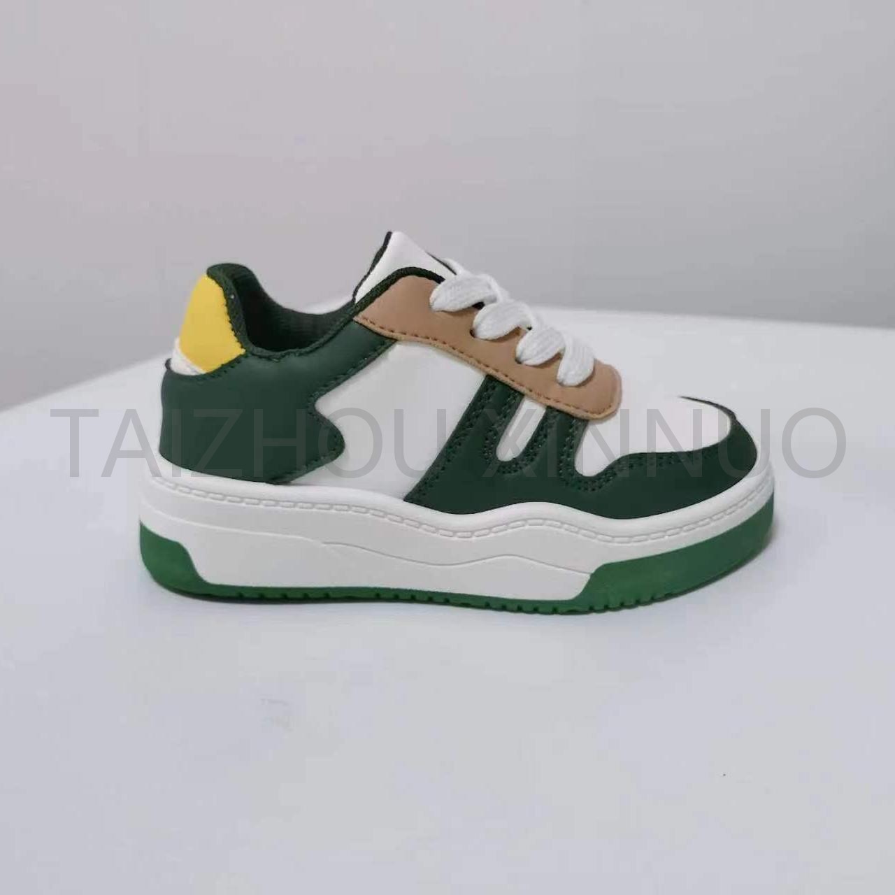 FASHION INLECTION KIDS SNEAKERS XN K62