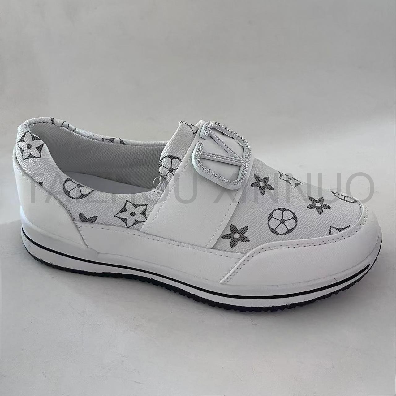 FOR WOMEN FASHION   LADIES SNEAKERS XN-W111